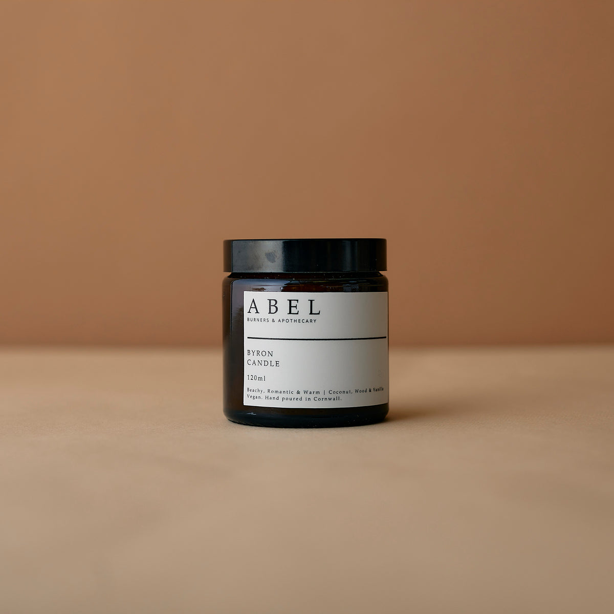 Byron Candle - Coconut & Suncream 120g
