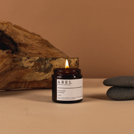 Kynance Candle - Tuberose & Cedarwood 120g