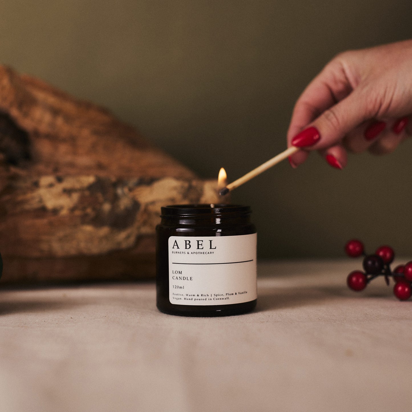 Lom Candle - Warm Spice, Plum and Vanilla *Pre Order*