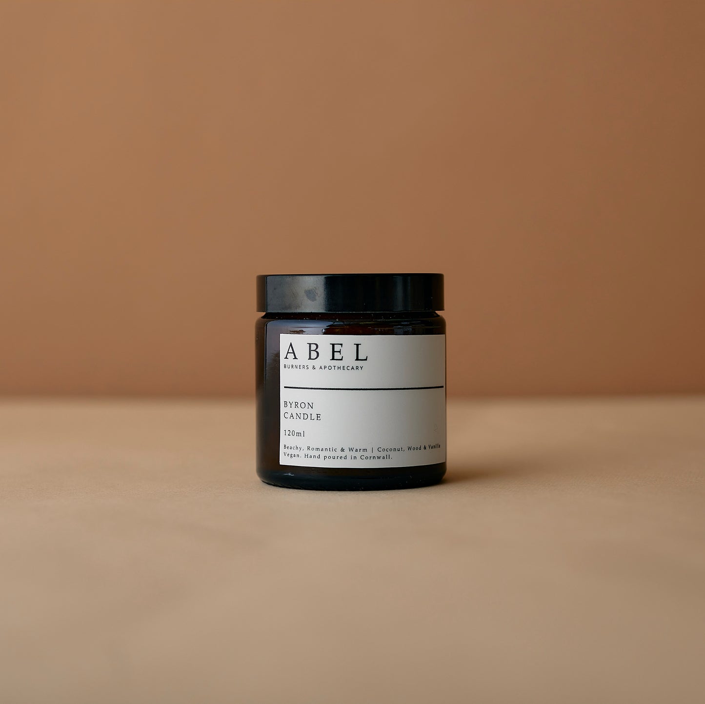 Byron Candle - Coconut & Suncream 120g